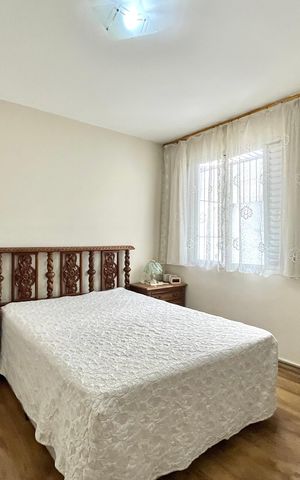 Casa à venda com 196m², 4 quartos e 4 vagas Casa à venda com 196m², 4 quartos e 4 vagasSuite