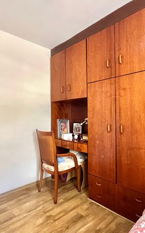 Casa à venda com 196m², 4 quartos e 4 vagas Casa à venda com 196m², 4 quartos e 4 vagasQuarto 2