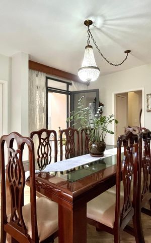 Casa à venda com 196m², 4 quartos e 4 vagas Casa à venda com 196m², 4 quartos e 4 vagasSala de Jantar
