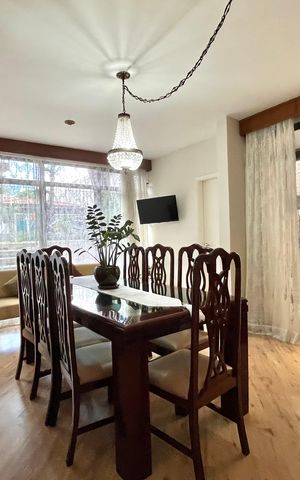Casa à venda com 196m², 4 quartos e 4 vagas Casa à venda com 196m², 4 quartos e 4 vagasSala de Jantar