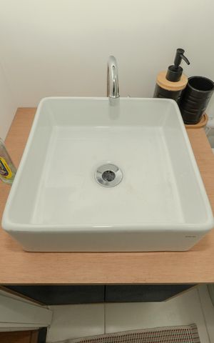 Studio à venda com 25m², 1 quarto e sem vaga Studio à venda com 25m², 1 quarto e sem vagaBanheiro