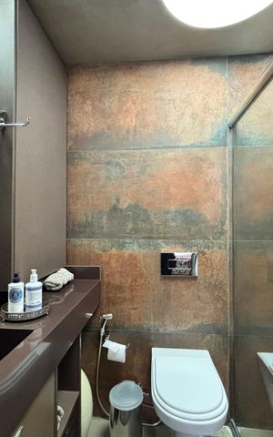 Apartamento à venda com 45m², 1 quarto e 1 vaga Apartamento à venda com 45m², 1 quarto e 1 vagaBanheiro da Suíte