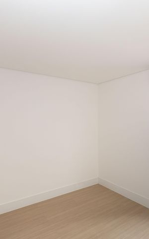 Apartamento à venda com 240m², 4 quartos e 4 vagas Apartamento à venda com 240m², 4 quartos e 4 vagasSuíte 4