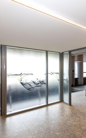 Apartamento à venda com 240m², 4 quartos e 4 vagas Apartamento à venda com 240m², 4 quartos e 4 vagasÁrea comum - Spa
