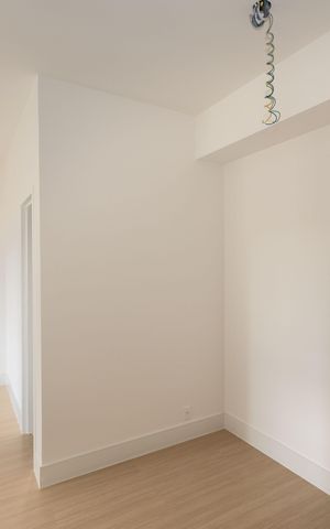Apartamento à venda com 240m², 4 quartos e 4 vagas Apartamento à venda com 240m², 4 quartos e 4 vagasCloset da suíte 2