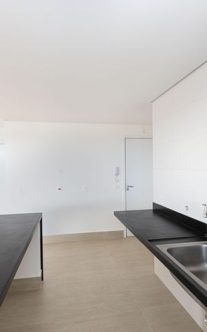 Apartamento à venda com 240m², 4 quartos e 4 vagas Apartamento à venda com 240m², 4 quartos e 4 vagasCozinha