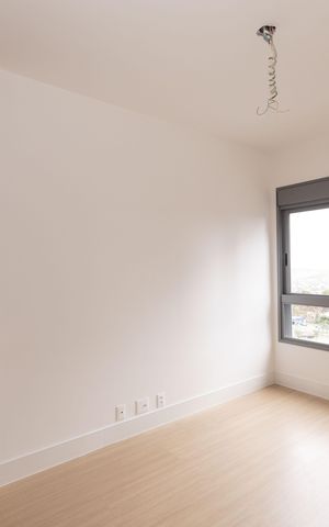 Apartamento à venda com 240m², 4 quartos e 4 vagas Apartamento à venda com 240m², 4 quartos e 4 vagasSuíte 2