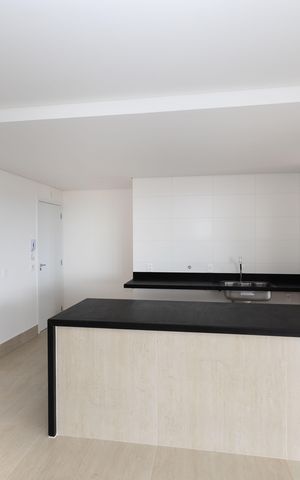Apartamento à venda com 240m², 4 quartos e 4 vagas Apartamento à venda com 240m², 4 quartos e 4 vagasCozinha