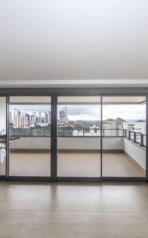 Apartamento à venda com 240m², 4 quartos e 4 vagas Apartamento à venda com 240m², 4 quartos e 4 vagasSala 1