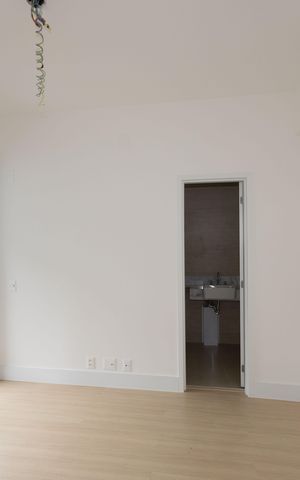 Apartamento à venda com 240m², 4 quartos e 4 vagas Apartamento à venda com 240m², 4 quartos e 4 vagasSuíte 1