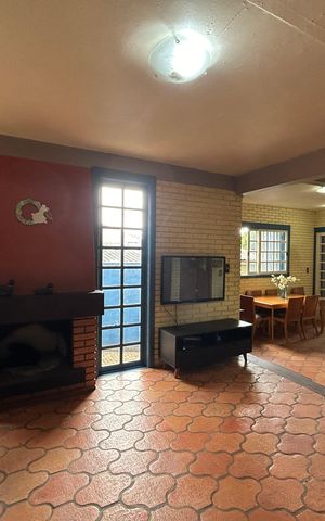 Casa para alugar com 290m², 4 quartos e 1 vaga Casa para alugar com 290m², 4 quartos e 1 vagaSala