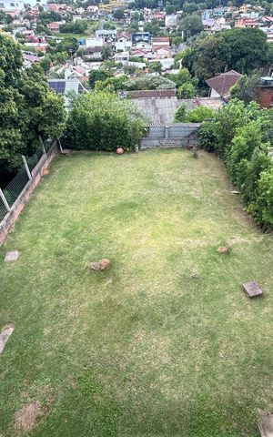 Casa para alugar com 290m², 4 quartos e 1 vaga Casa para alugar com 290m², 4 quartos e 1 vagaVista