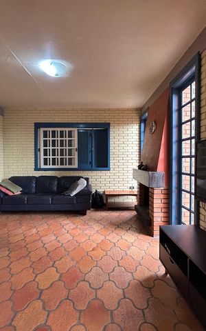 Casa para alugar com 290m², 4 quartos e 1 vaga Casa para alugar com 290m², 4 quartos e 1 vagaSala