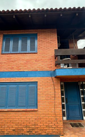 Casa para alugar com 290m², 4 quartos e 1 vaga