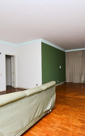 Apartamento à venda com 247m², 4 quartos e 1 vaga Apartamento à venda com 247m², 4 quartos e 1 vagaSala Ambientes