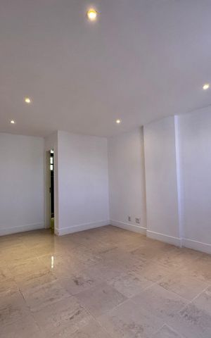 Apartamento para alugar com 182m², 3 quartos e 2 vagasSuíte 1