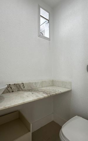 Apartamento para alugar com 182m², 3 quartos e 2 vagasLavabo