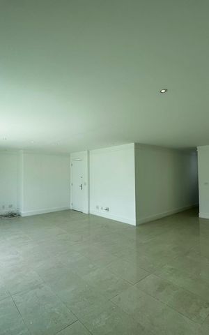 Apartamento para alugar com 182m², 3 quartos e 2 vagasSala