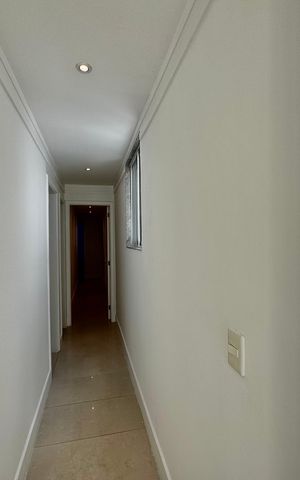 Apartamento para alugar com 182m², 3 quartos e 2 vagasCorredor