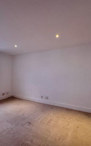 Apartamento para alugar com 182m², 3 quartos e 2 vagasSuíte 1