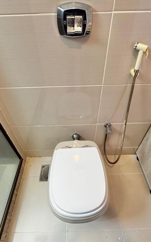 Apartamento para alugar com 182m², 3 quartos e 2 vagasSuíte 1 - Banheiro