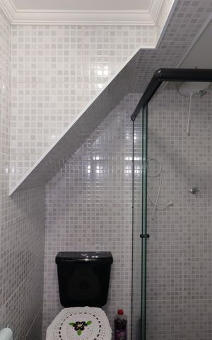 Casa à venda com 119m², 2 quartos e 2 vagasBanheiro 2