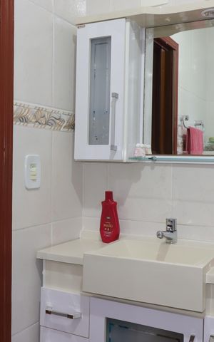 Casa à venda com 119m², 2 quartos e 2 vagasBanheiro 1