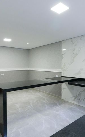 Casa à venda com 144m², 3 quartos e 2 vagas Casa à venda com 144m², 3 quartos e 2 vagasCozinha