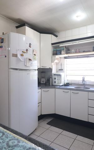 Casa à venda com 160m², 3 quartos e 2 vagasCozinha