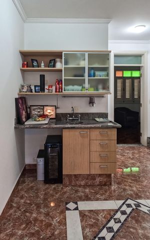 Casa à venda com 500m², 4 quartos e 6 vagas