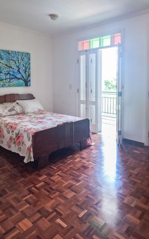 Casa à venda com 500m², 4 quartos e 6 vagas
