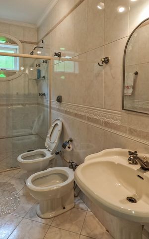 Casa à venda com 500m², 4 quartos e 6 vagas