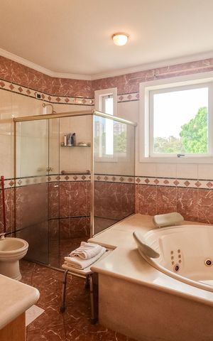 Casa à venda com 500m², 4 quartos e 6 vagas