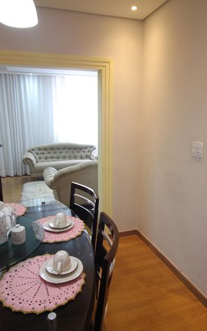 Apartamento à venda com 200m², 4 quartos e 2 vagasCopa