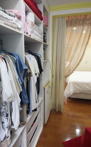 Apartamento à venda com 200m², 4 quartos e 2 vagasCloset Quarto 1