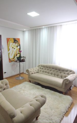 Apartamento à venda com 200m², 4 quartos e 2 vagasSala