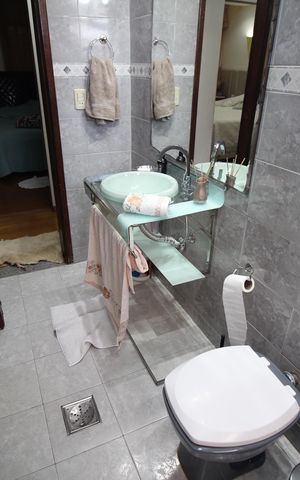 Apartamento à venda com 200m², 4 quartos e 2 vagasBanheiro 1