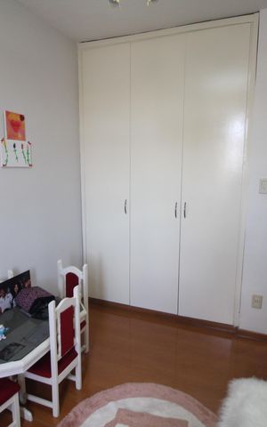 Apartamento à venda com 200m², 4 quartos e 2 vagasQuarto 2