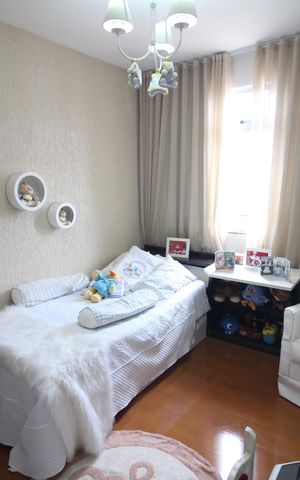 Apartamento à venda com 200m², 4 quartos e 2 vagasQuarto 2