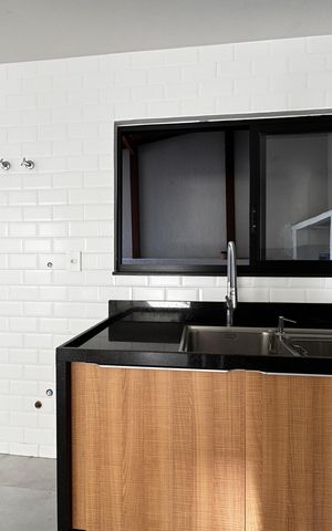 Casa de condomínio à venda com 300m², 3 quartos e 2 vagas Casa de condomínio à venda com 300m², 3 quartos e 2 vagasCozinha