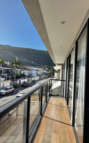 Casa de condomínio à venda com 300m², 3 quartos e 2 vagas Casa de condomínio à venda com 300m², 3 quartos e 2 vagasSuíte 1