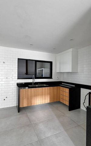 Casa de condomínio à venda com 300m², 3 quartos e 2 vagas Casa de condomínio à venda com 300m², 3 quartos e 2 vagasCozinha
