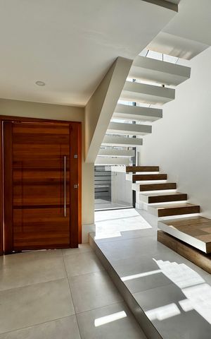 Casa de condomínio à venda com 300m², 3 quartos e 2 vagas Casa de condomínio à venda com 300m², 3 quartos e 2 vagasSala