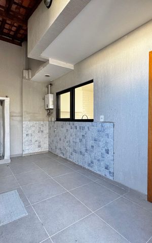 Casa de condomínio à venda com 300m², 3 quartos e 2 vagas Casa de condomínio à venda com 300m², 3 quartos e 2 vagasÁrea de Serviço