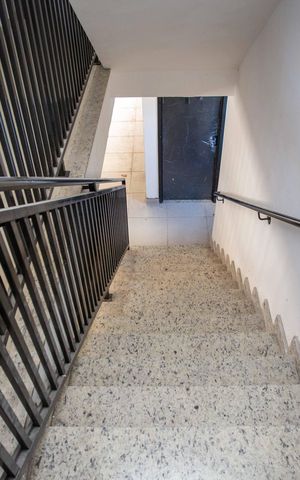 Apartamento à venda com 38m², 2 quartos e 1 vagaEscada
