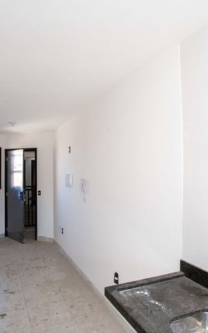 Apartamento à venda com 38m², 2 quartos e 1 vagaSala/Cozinha