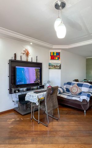 Apartamento à venda com 130m², 3 quartos e 2 vagas Apartamento à venda com 130m², 3 quartos e 2 vagasSala
