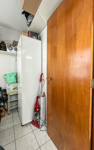 Apartamento à venda com 130m², 3 quartos e 2 vagas Apartamento à venda com 130m², 3 quartos e 2 vagasQuarto de Serviço