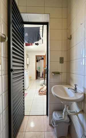 Apartamento à venda com 130m², 3 quartos e 2 vagas Apartamento à venda com 130m², 3 quartos e 2 vagasBanheiro de serviço