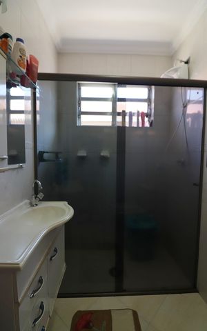 Casa à venda com 139m², 2 quartos e 2 vagasBanheiro Social